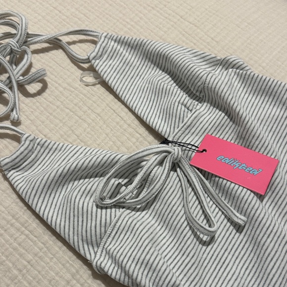 NWOT Pacsun Edikted Halter Top - Picture 4 of 5